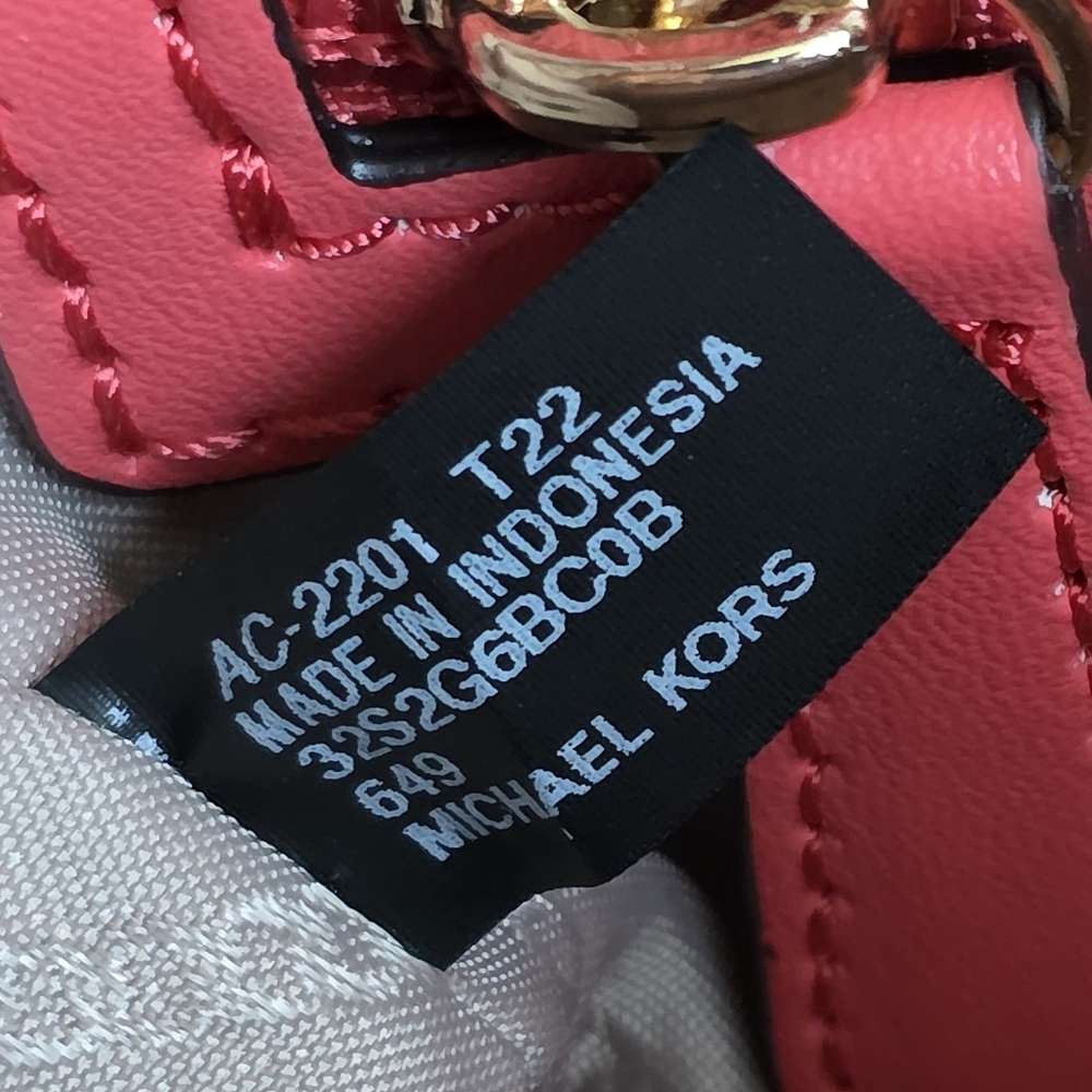 Michael Kors Blaire Extra Small Logo Crossbody - Picture 6 of 10